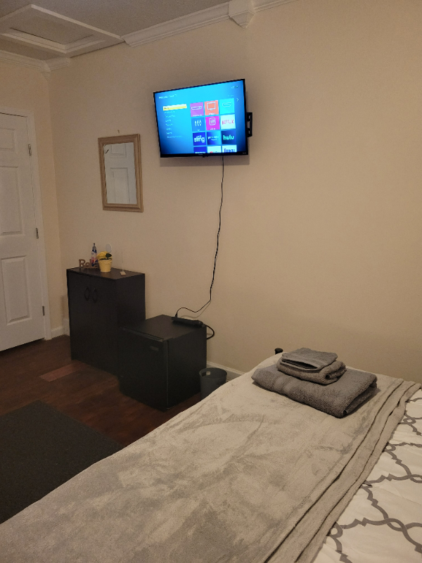 property at 132 Southern Ct