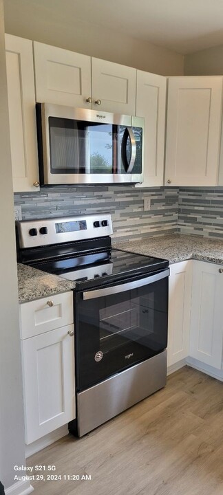 3149 E 24th Rd in Marseilles, IL - Building Photo