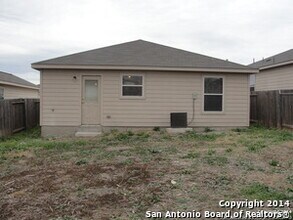11246 Magic Canyon in San Antonio, TX - Building Photo - Building Photo