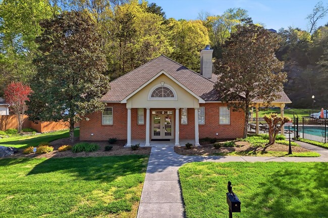 2009 Cascade Falls Ln in Knoxville, TN - Building Photo - Building Photo