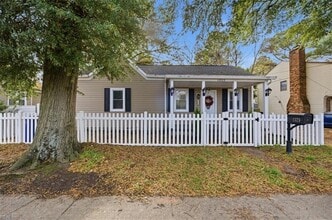 1325 W Little Creek Rd, Unit 2038-202 in Norfolk, VA - Building Photo - Building Photo