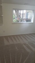 8715 27th Ave NE, Unit B in Seattle, WA - Foto de edificio - Building Photo