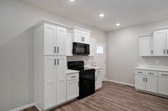 307 S Florence Ave in Springfield, MO - Building Photo - Building Photo