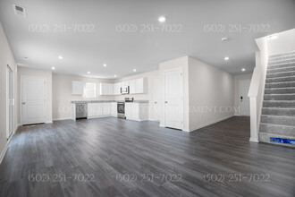 336 Jackson Way in Charlestown, IN - Building Photo - Building Photo