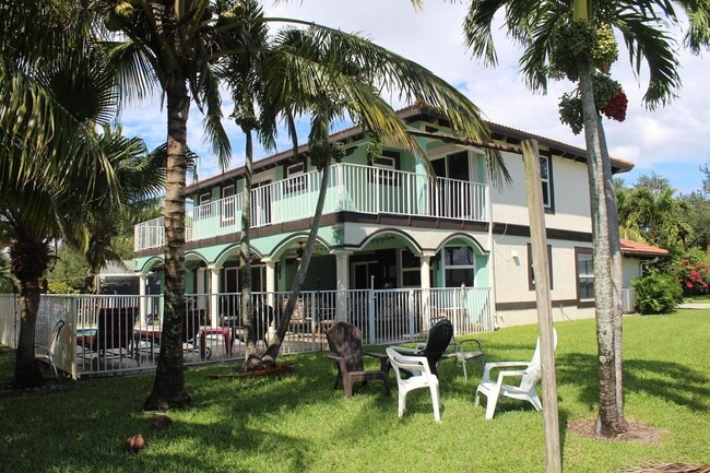 13847 Geranium Pl in Wellington, FL - Building Photo - Building Photo