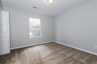 9402 Highland Ridge in Jonesboro, GA - Building Photo - Building Photo