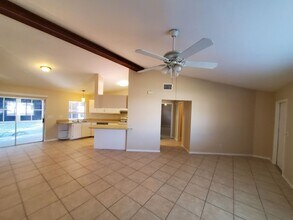 1436 SE 33rd Terrace in Cape Coral, FL - Building Photo - Building Photo