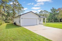 2804 Teepee Rd in Navarre, FL - Building Photo - Building Photo