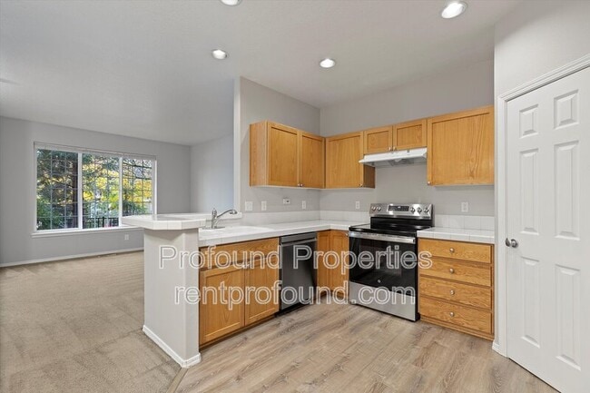 2310 NW Roseburg Terrace in Beaverton, OR - Building Photo - Building Photo