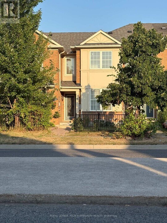 99 Staines Rd in Toronto, ON - Building Photo