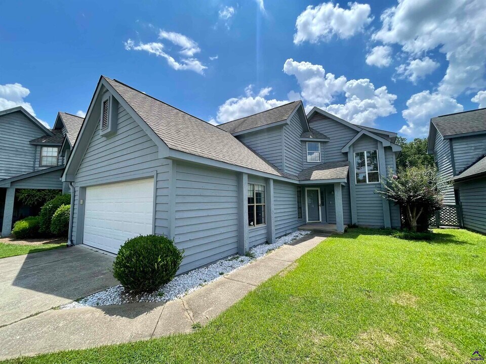 117 Island Blvd in Warner Robins, GA - Building Photo