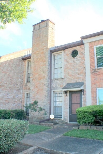 5100 Allendale Rd, Unit 207 in Houston, TX - Building Photo - Building Photo