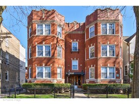 1462 W Warner Ave in Chicago, IL - Building Photo