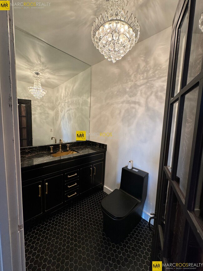 484 Columbus Ave, Unit 4 in Boston, MA - Building Photo - Building Photo