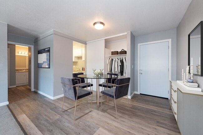 Woodland Park in East Palo Alto, CA - Building Photo - Building Photo