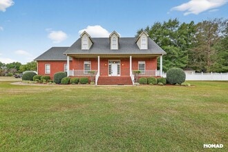 401 Adler Ln in Goldsboro, NC - Building Photo - Building Photo