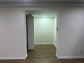 1202 E Capitol St NE, Unit 1 in Washington, DC - Building Photo - Building Photo