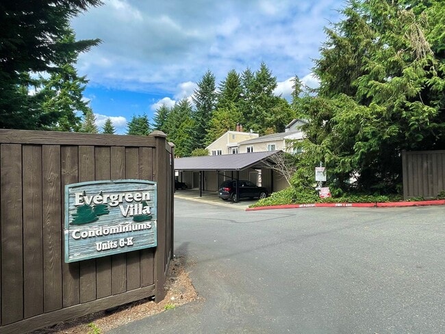 property at 12726 NE 120th St
