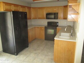 3317 W Quail Ave in Phoenix, AZ - Building Photo - Building Photo