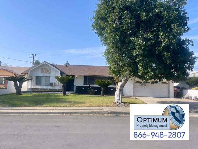 340 Cindy Ct in Pomona, CA - Foto de edificio - Building Photo