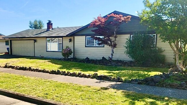 property at 4516 Janice Ave NE