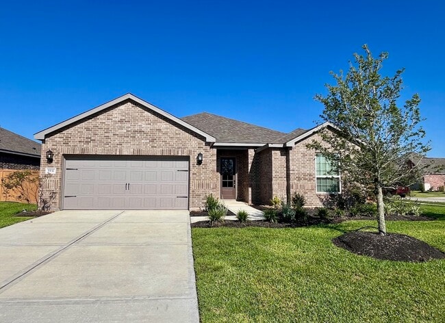 property at 1931 June Lk Ln