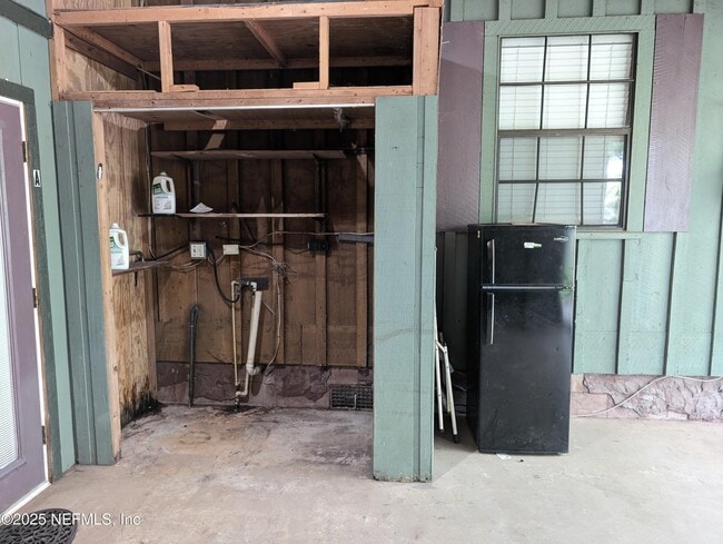 183 Sherman Dr Cir in Interlachen, FL - Building Photo - Building Photo