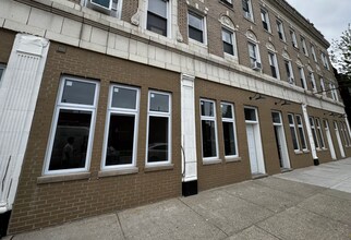 4007 W School St, Unit 4 in Chicago, IL - Foto de edificio - Building Photo