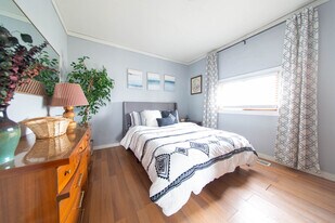 2712 Broad St in Parkersburg, WV - Building Photo