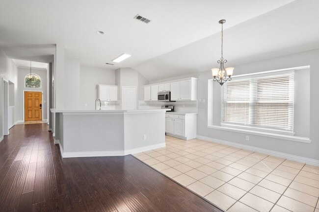 2605 Wandering Oak Dr in Corinth, TX - Building Photo - Building Photo