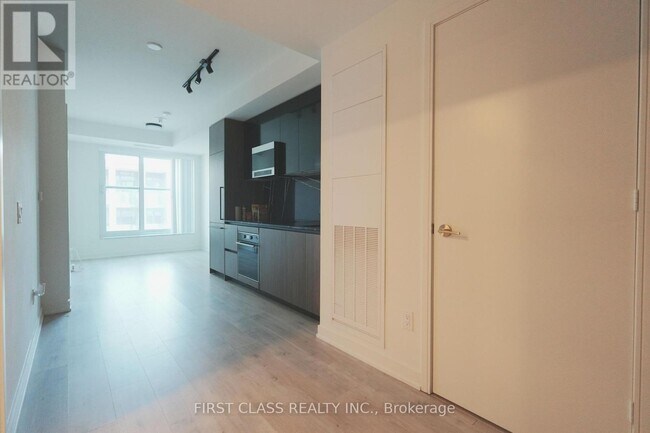 425 Front St E in Toronto, ON - Building Photo - Building Photo