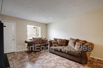1740 Rutland Dr in Austin, TX - Building Photo - Building Photo