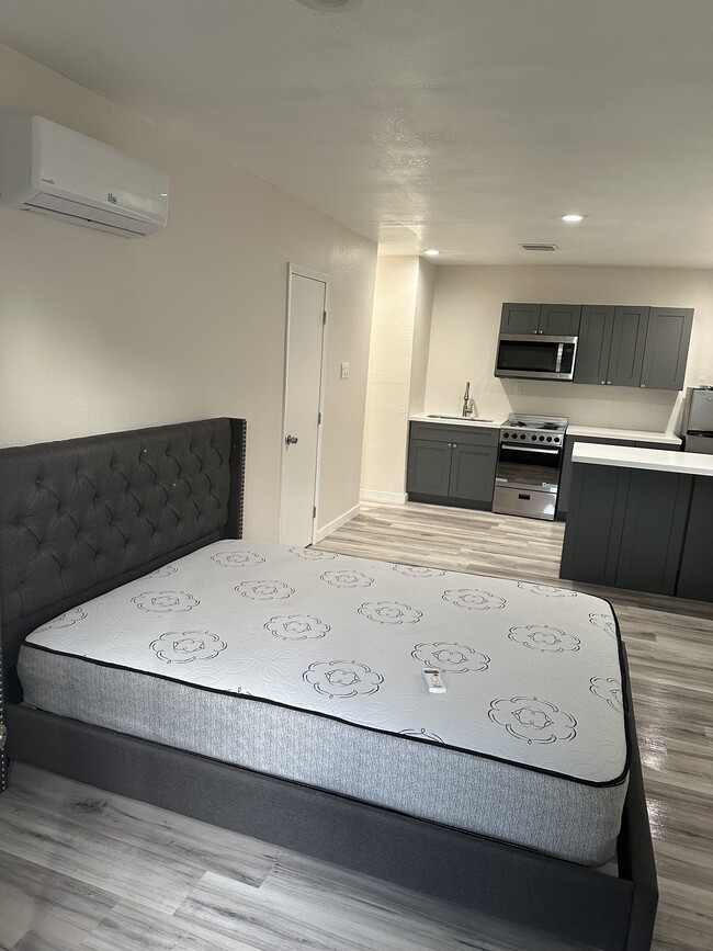3961 NW 174th St, Unit Efficiency