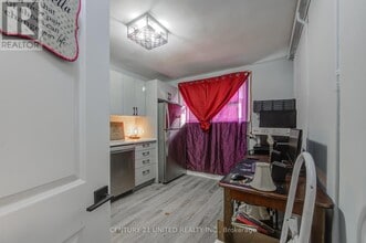 99 Haig St in St Catharines, ON - Building Photo - Building Photo