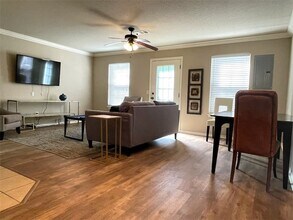 1063 W Malibu St in Fayetteville, AR - Building Photo - Building Photo