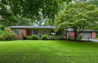 376 Arbor Rd in Lancaster, PA - Building Photo