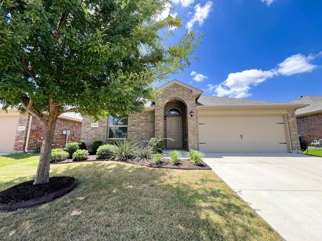 6905 Helm Ln