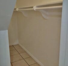 419 N Elena Ave in Redondo Beach, CA - Building Photo - Building Photo