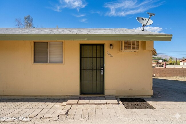 property at 2466 N Treat Ave