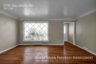 3794 Salisbury Rd in South Euclid, OH - Building Photo - Building Photo