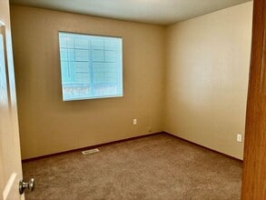 292 Klinger St in Sedro Woolley, WA - Building Photo - Building Photo