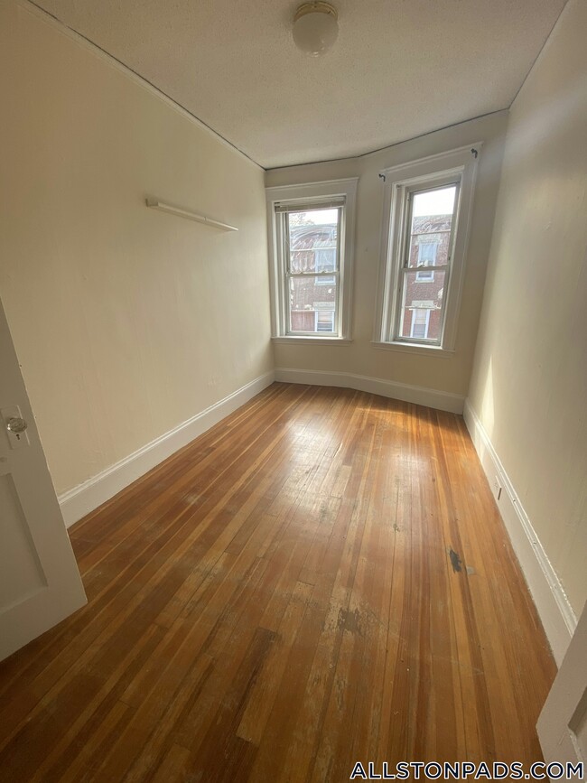 6 Barrows St in Boston, MA - Building Photo - Building Photo