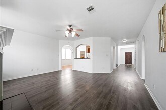 804 Harvard Pointe Dr in League City, TX - Building Photo - Building Photo