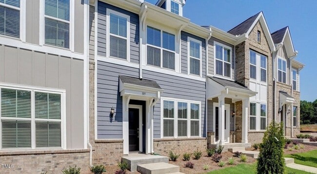 property at 101 Decatur Dr