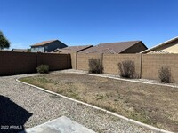 1458 E Mayfield Dr - 10