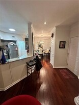 200 Renaissance Pkwy NE in Atlanta, GA - Building Photo