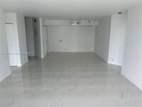 3530 Mystic Pointe Dr, Unit 813 in Aventura, FL - Foto de edificio - Building Photo