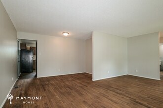 11728 Vizcuya Ct in Florissant, MO - Building Photo - Building Photo
