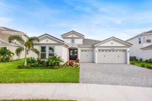 15144 Wildwood Cir in Westlake, FL - Building Photo