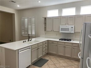412 Bloomingdale Ct in Las Vegas, NV - Building Photo - Building Photo